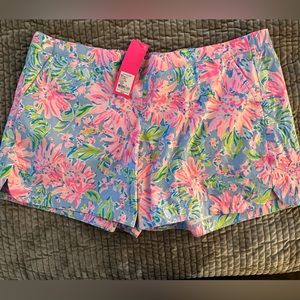 Lilly Pulitzer Ocean View Shorts. BNWT